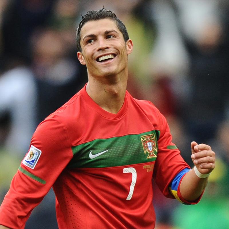 半场战报：科莫0-0卡利亚里