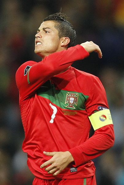 可圈可点！新疆外援纳托尔12中7贡献20分5篮板2助攻