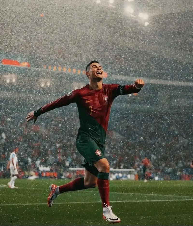 圣保利vs柏林联合：杰克逊-欧文、藤田让瑠奇马首发，汤姆-罗特、容诺夫出战