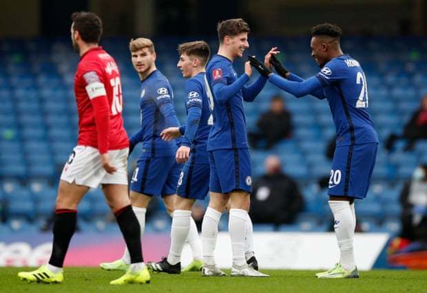 辽宁队9分险胜！新赛季开门红，外援34分22篮板，吴爽20分